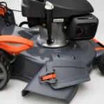 GroundGO M1 Pro side-discharge and mulching outlet detail